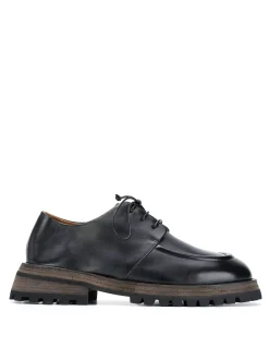 Scarpe stringate