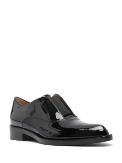 Scarpe stringate in pelle