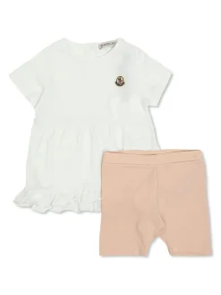 Set Con Shorts Con Applicazione