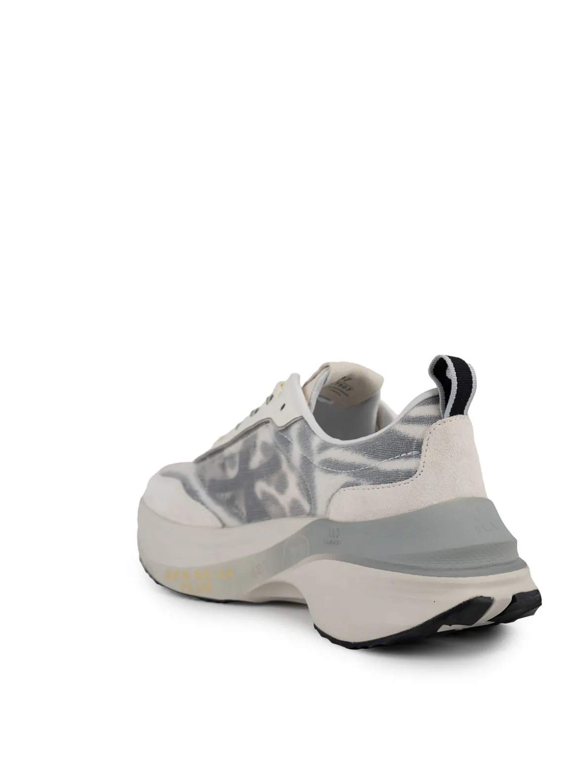 Sneaker