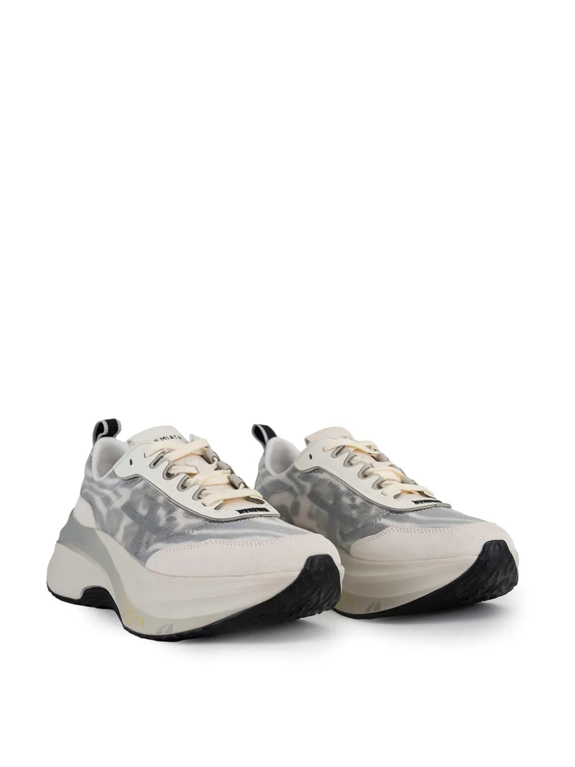 Sneaker