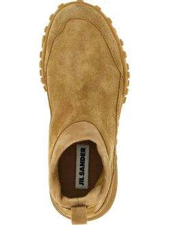 Sneaker