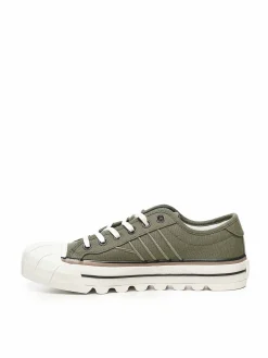 Sneaker a bassa cima con piattaforma