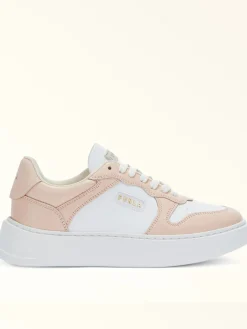 Sneaker allacciata