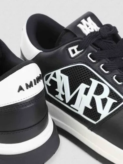 Sneaker basse classiche