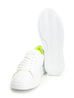 Sneaker bianche a basso top