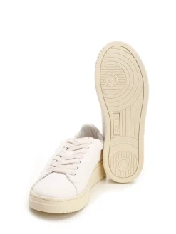 Sneaker di tela