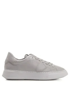 Sneaker grigie a bassa cima