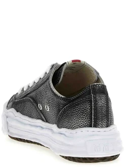 Sneaker Hank