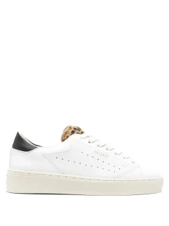 Sneaker in tribunale