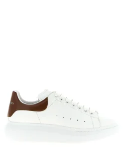 Sneaker Larry