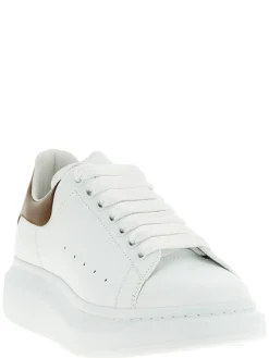 Sneaker Larry