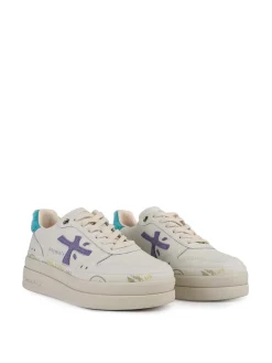 Sneaker macchiate