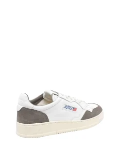 Sneaker medialiste