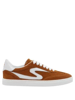 Sneaker runaround