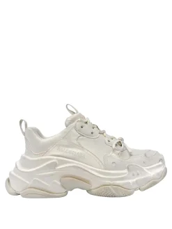 Sneaker triple