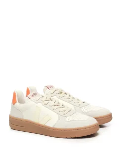 Sneaker V-82