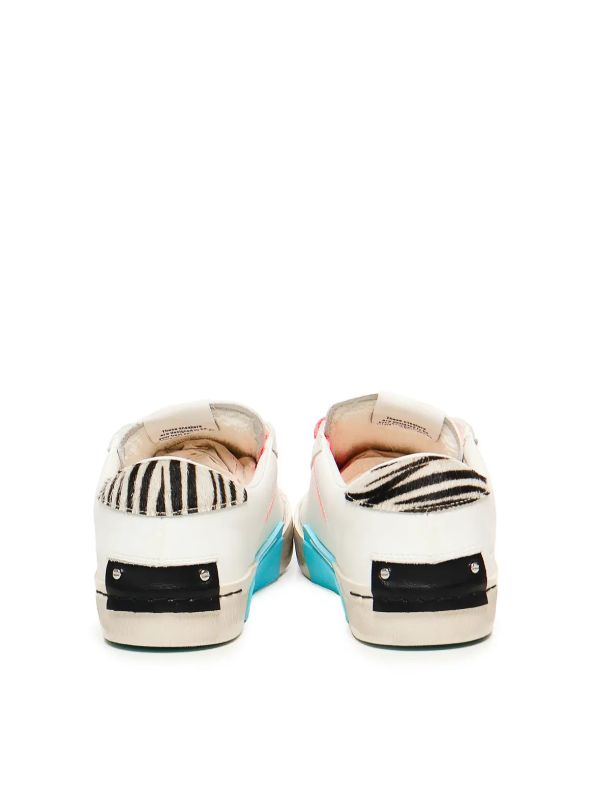 Sneaker zebra tropicali in difficoltÃ
