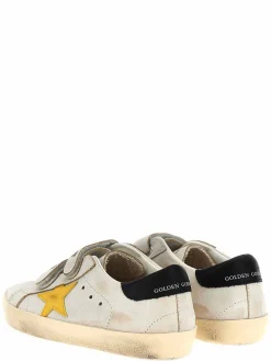 Sneakers della vecchia scuola