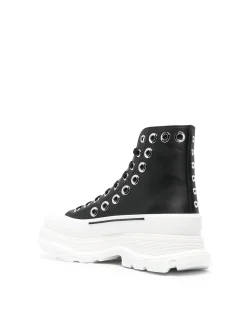 Sneakers in pelle con occhielli