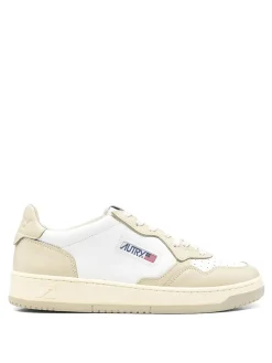 Sneakers s