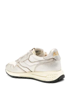 Sneakers s