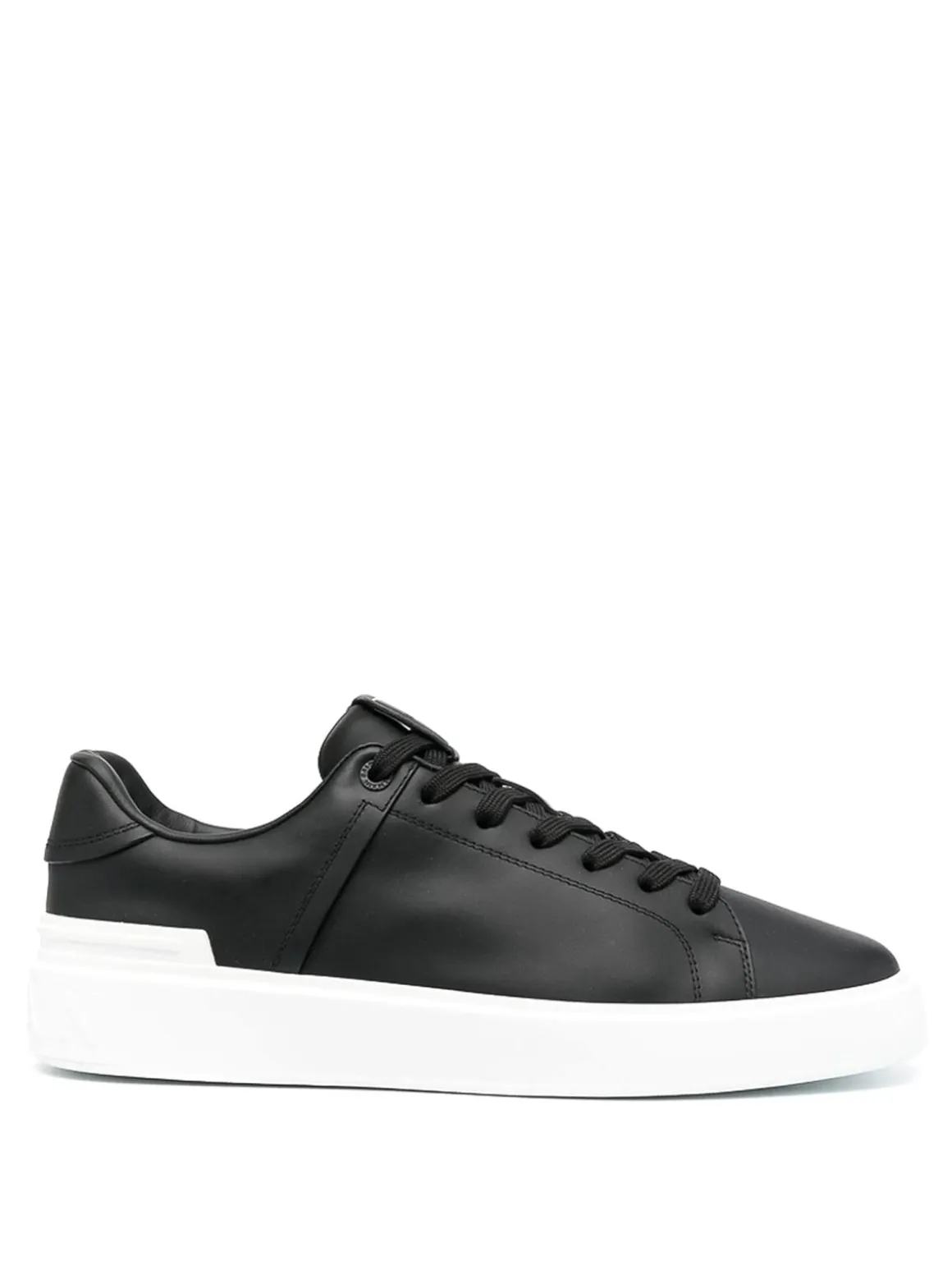 Sneakers s