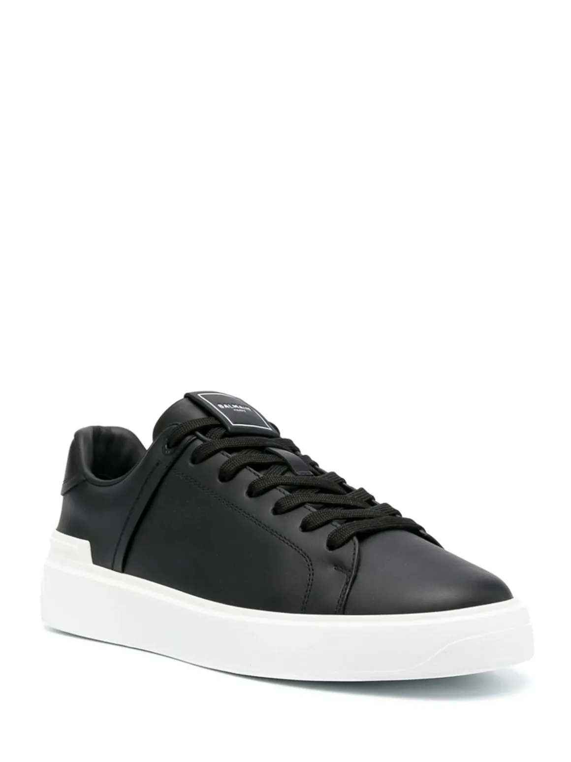Sneakers s