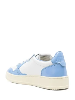 Sneakers s