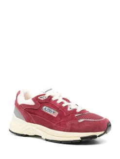 Sneakers s