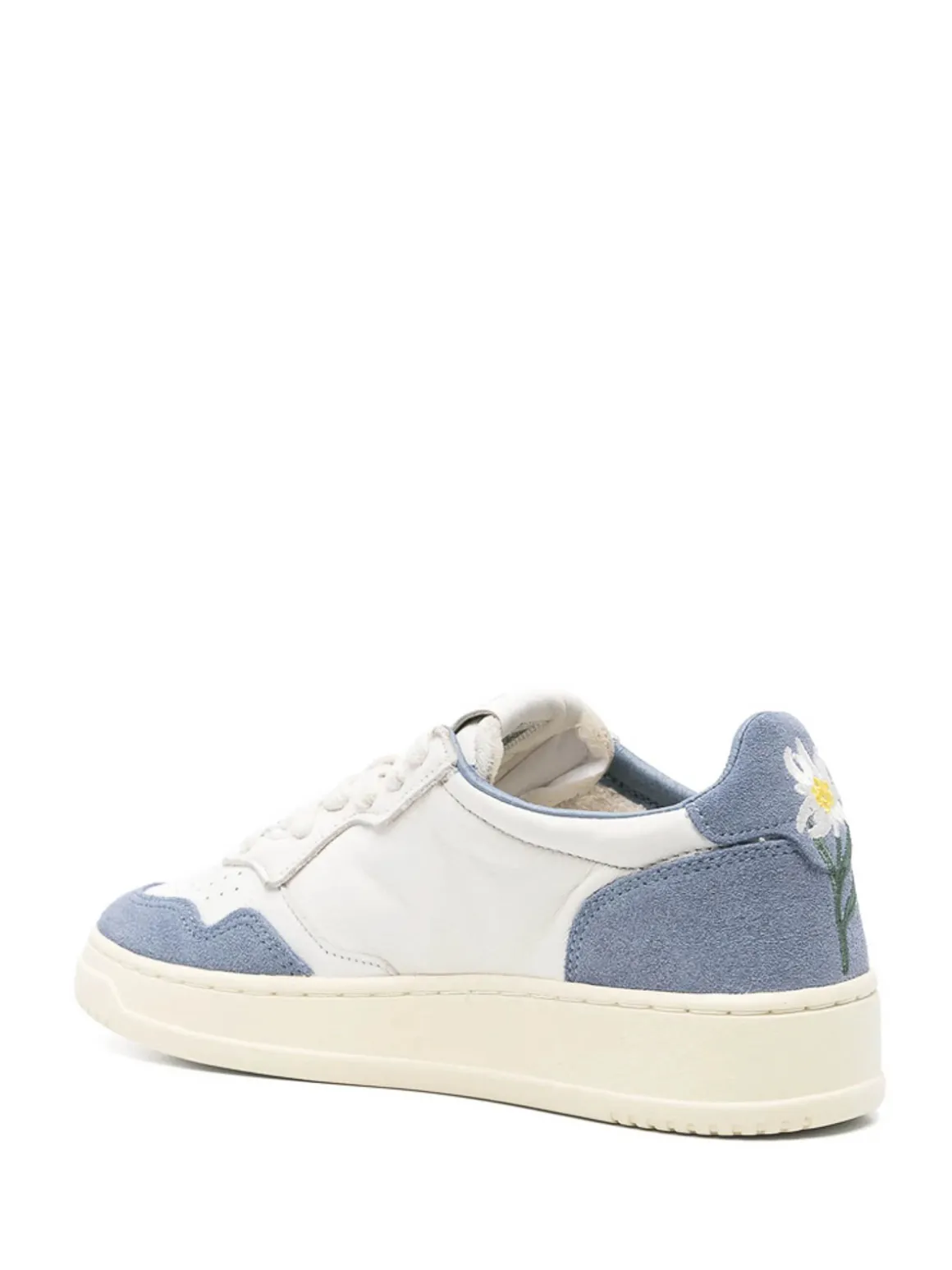Sneakers s