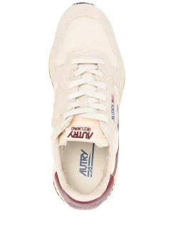 Sneakers s