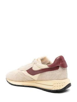 Sneakers s