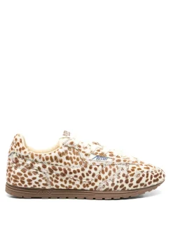 Sneakers s
