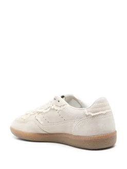 Sneakers s
