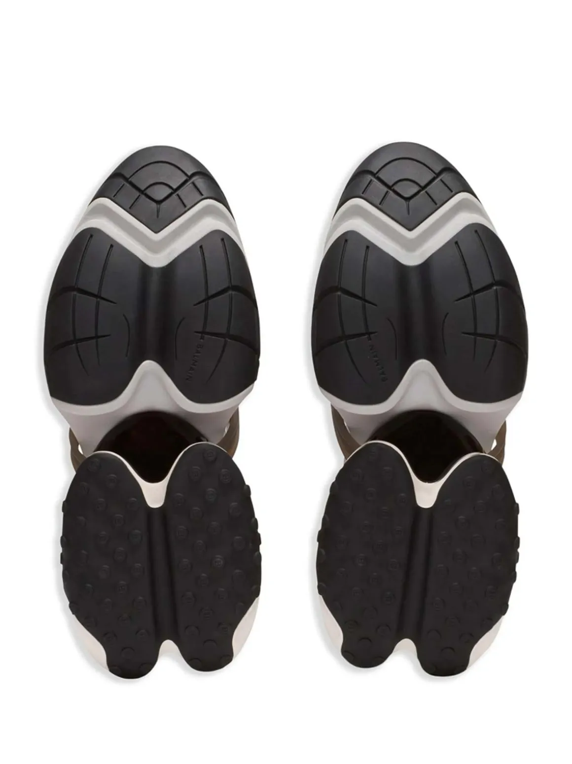 Sneakers s
