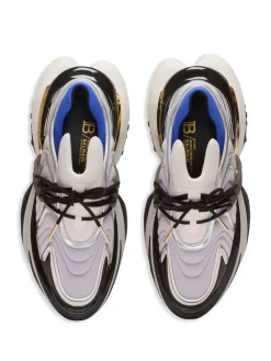 Sneakers s