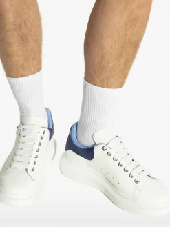 Sneakers s