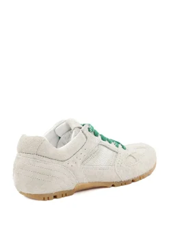 Sneakers s