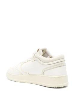 Sneakers s