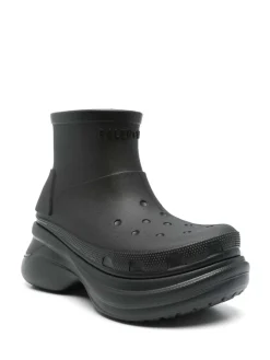 Stivaletto Crocs in nero