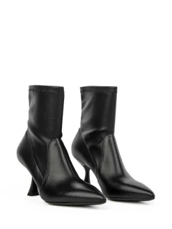 Stivaletto Nero In Pelle Elasticizzato