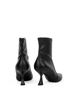 Stivaletto Nero In Pelle Elasticizzato