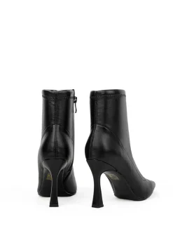 Stivaletto Nero In Pelle Stretch