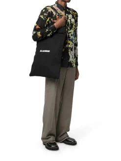 Tote Book