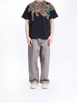 T-shirt a collo leopardo
