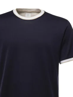 T-shirt con dettagli contrastanti