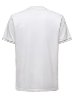 T-shirt con dettagli contrastanti