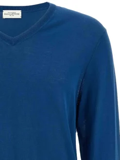 v-necks